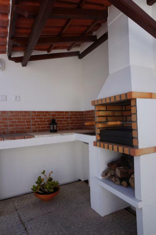 Trivial Pisao - Casa De Ferias, Para A Sua Familia Raposeira  Exterior foto