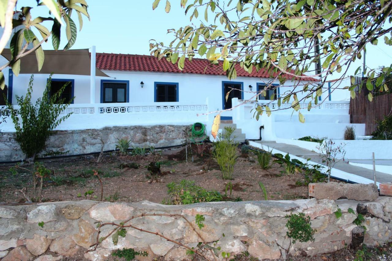 Trivial Pisao - Casa De Ferias, Para A Sua Familia Raposeira  Exterior foto